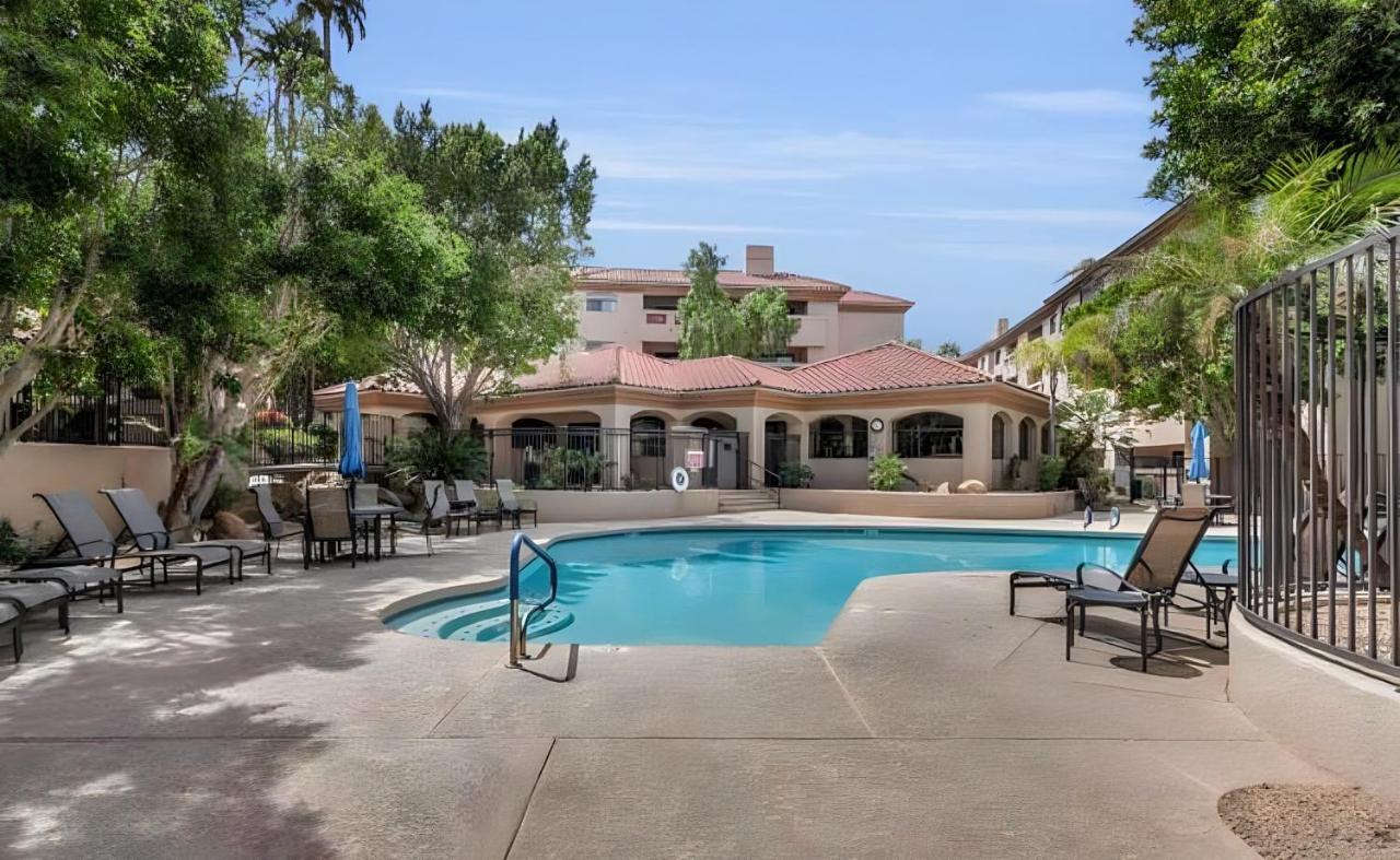 Biltmore Bliss Desert Retreat! フェニックス エクステリア 写真