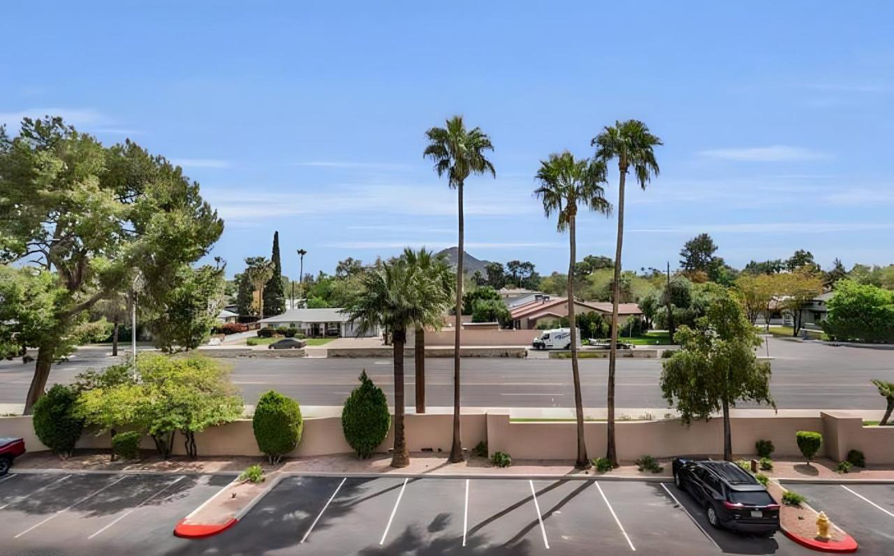 Biltmore Bliss Desert Retreat! フェニックス エクステリア 写真